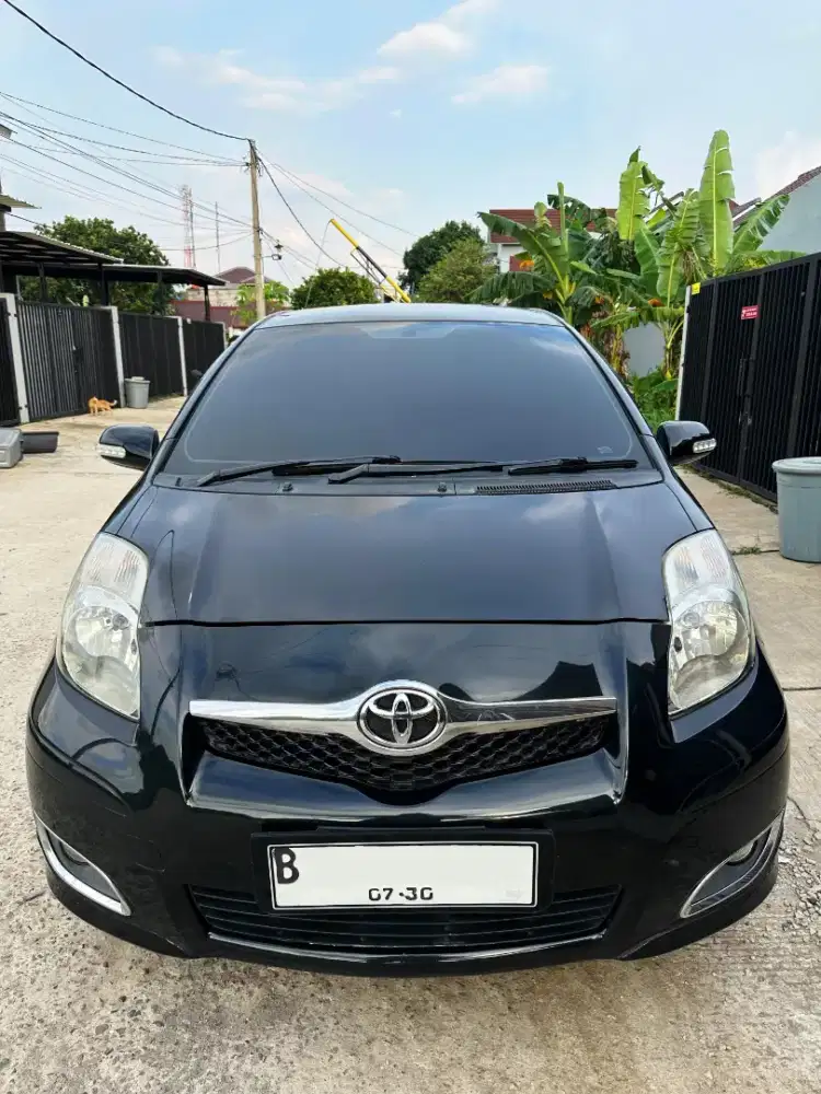 Toyota Yaris E matic 2010 Hitam terawat