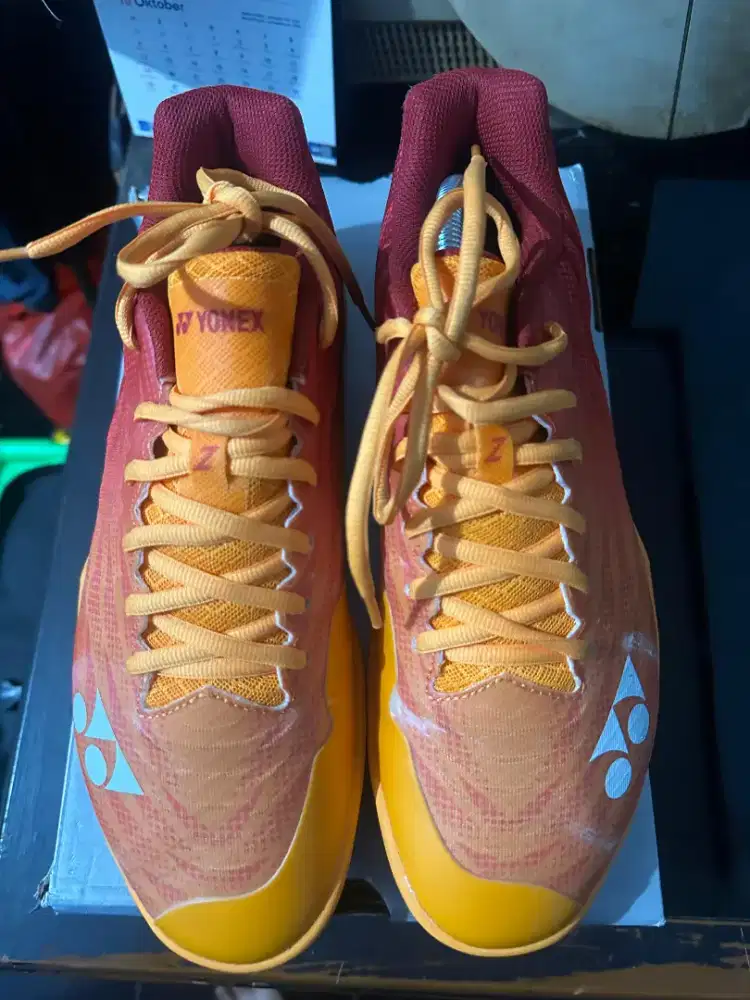 Yonex Aerus Z2 Men Orange/Red Size 44