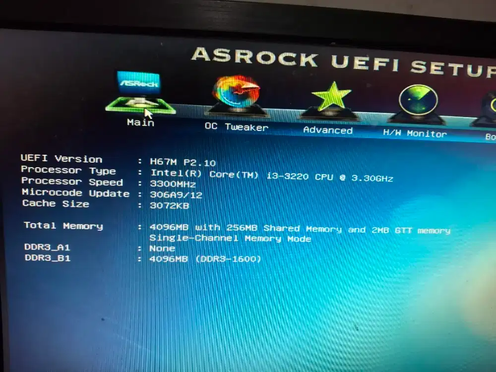 Jual murah pc rakitan i3 3220 ddr3 4gb tanpa monitor