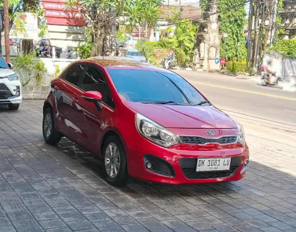 KIA RIO SE NEW MODEL 2015 ASLI BALI FULL ORISINIL