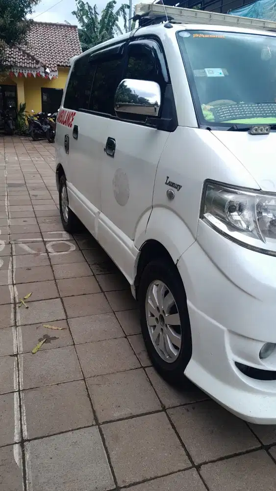 Suzuki APV 2010 Bensin