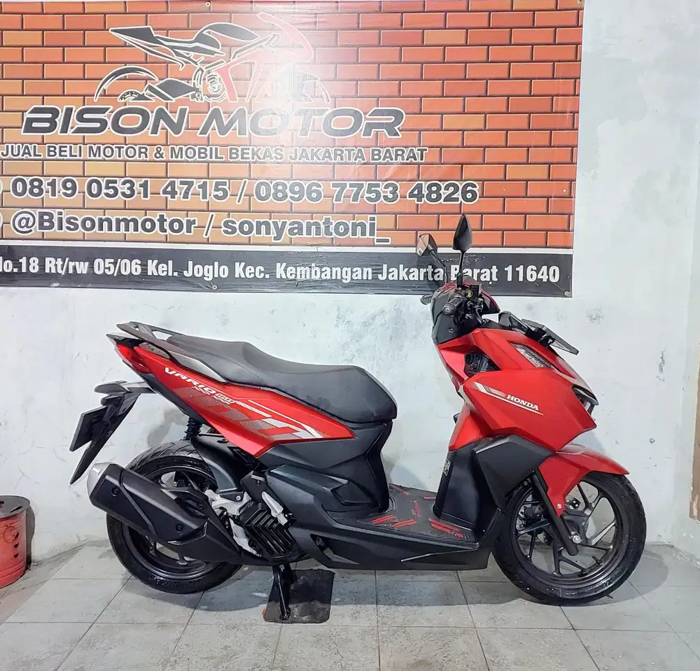 HONDA NEW VARIO 160 CBS ISS KEYLESS TAHUN 2025 ISTIMEWA MERAH DOFF