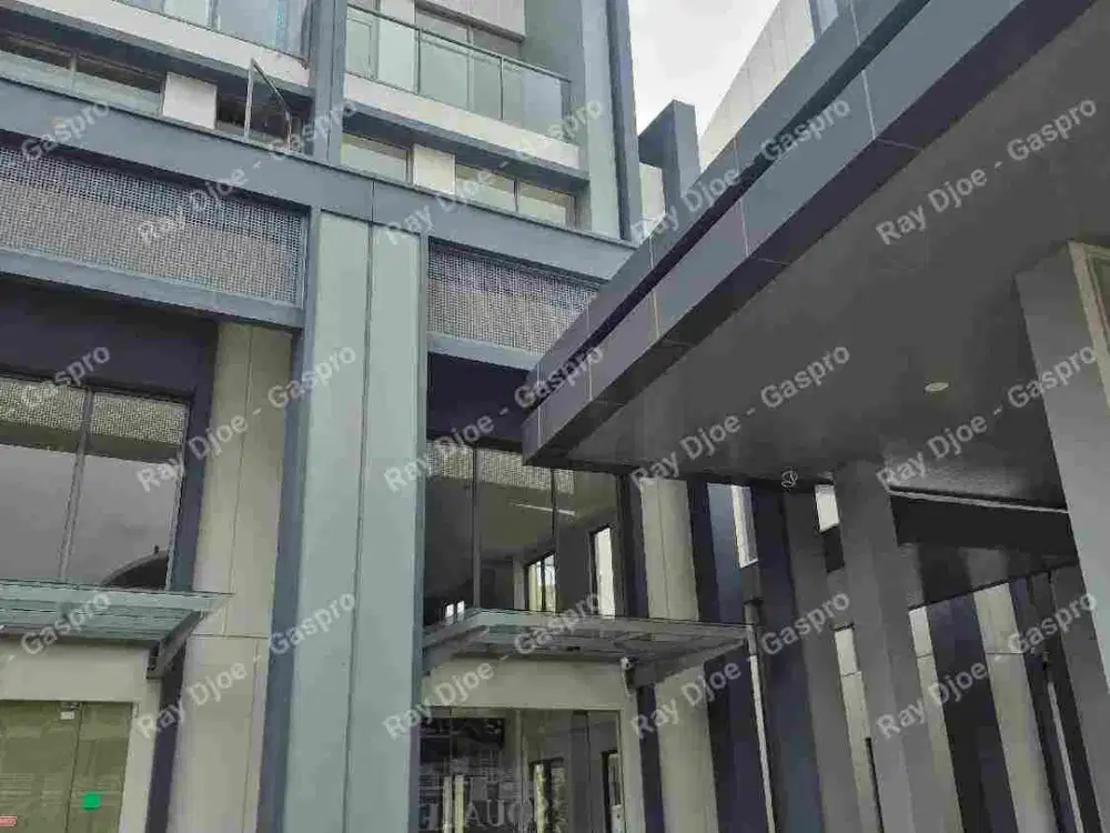 Disewakan Cepat Murah Hudson Studio Loft 3 lantai plus mezanie hadap jalan raya langsung parkiran luas