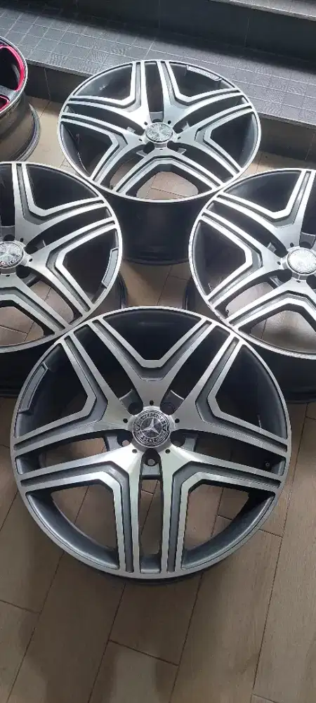1SET VELG AMG RING20.PCD 5X112,5X114
