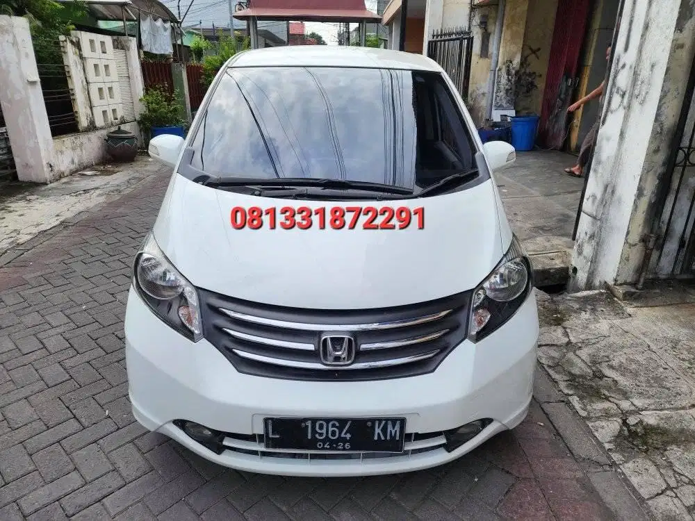 HONDA FREED 1.5 E PSD MATIC 2010 PUTIH SURABAYA