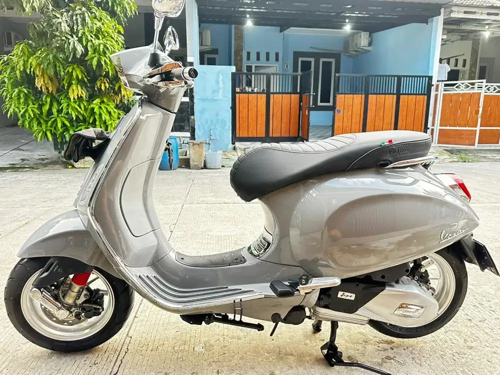 LOW KM !! VESPA SPRINT S 150 IGET ABS FACELIFT  2022