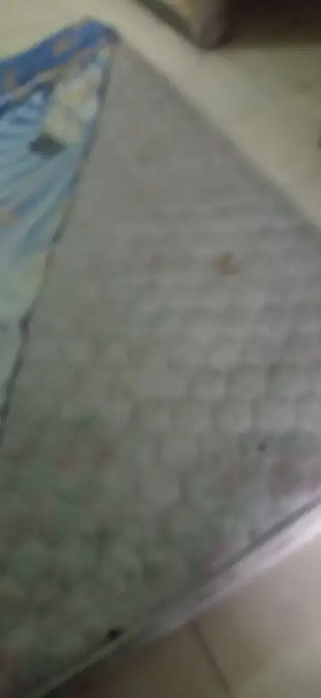 Di hibahkan siapa yg mau ambil aja