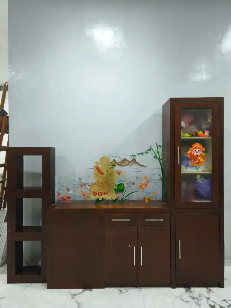 Perabot Lemari Sekat Ruangan