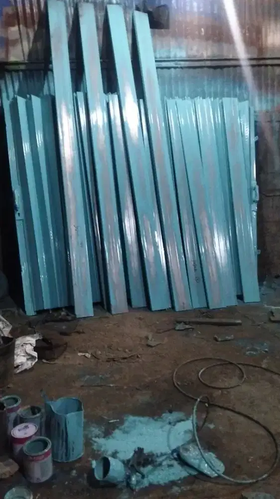 Rolling door folding gate