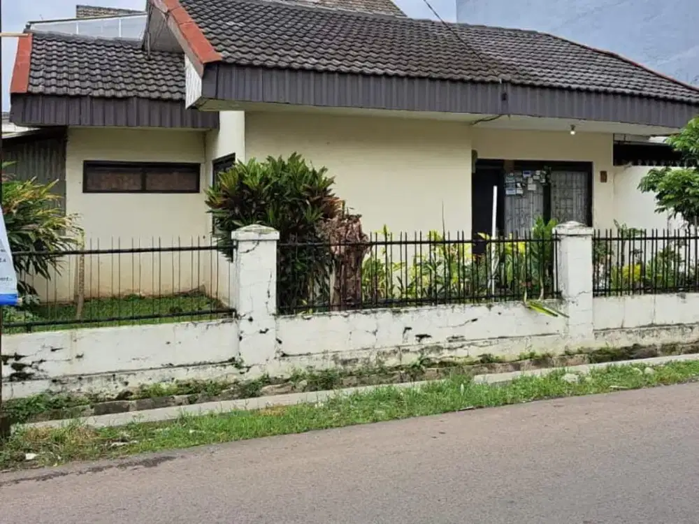 Hitung Tanah Rumah Tua di Riung Bandung