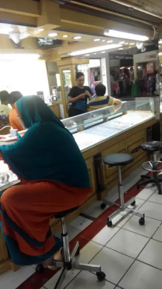 Lowongan pekerjaan pramuniaga