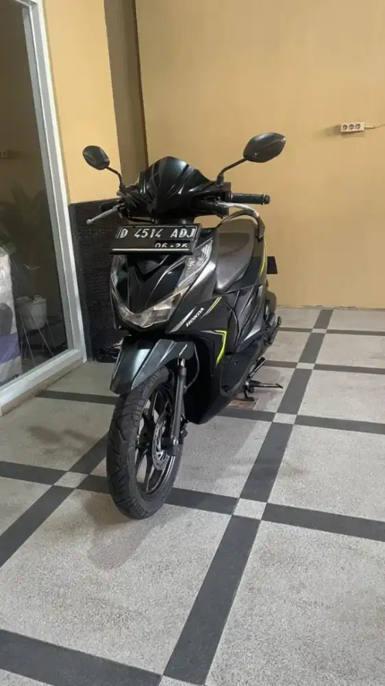 Honda Beat Deluxe CBS ISS 2021