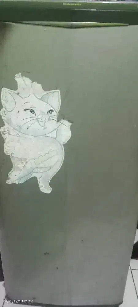 Di Jual Kulkas Bekas Kondisi serba bagus