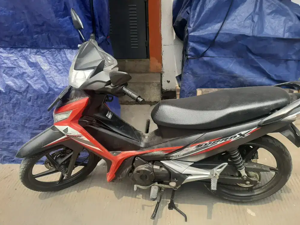 Dijual motor honda supra x125 fi