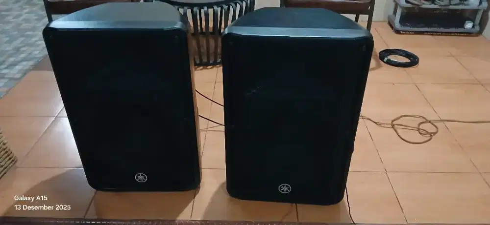 Dijual speaker aktif yamaha dbr 15 original mulus normal