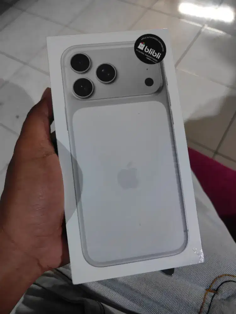 iphone 17promax 256gb silver