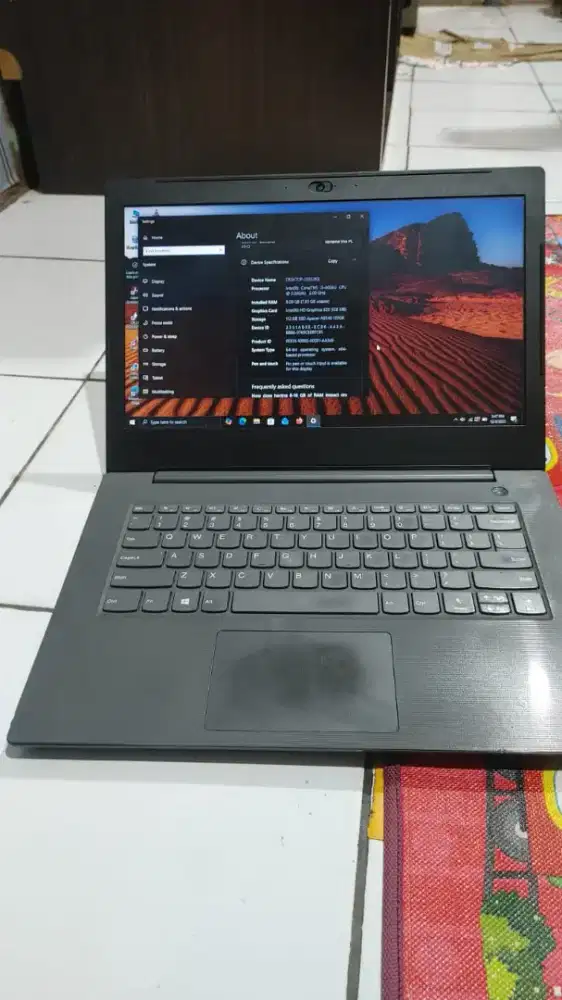 Laptop lenovo v130