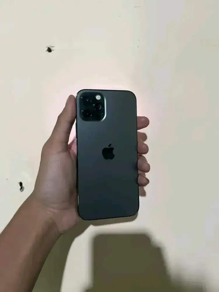 iPhone. 12 pro max 128