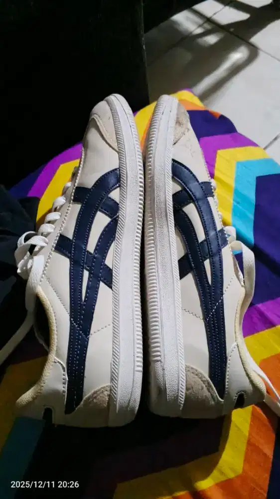 ONITSUKA TIGER TOKUTEN