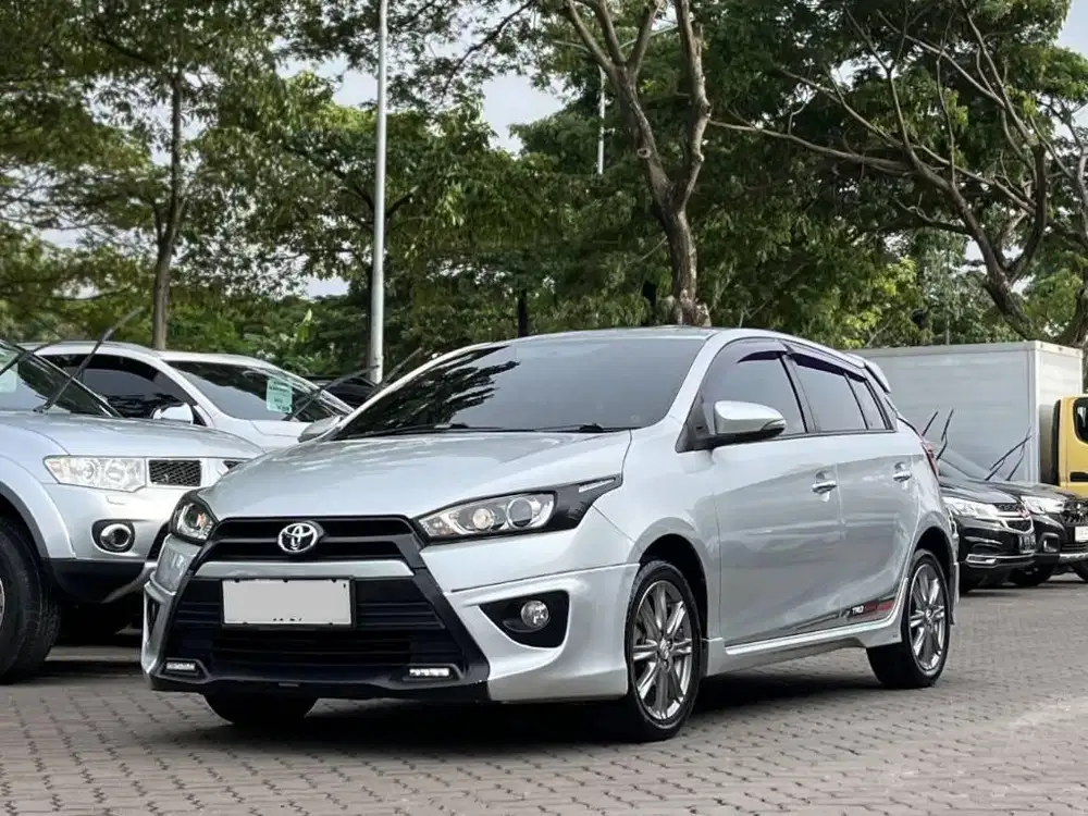 TOYOTA YARIS S TRD MT MANUAL 2016 SILVER KM 82RB