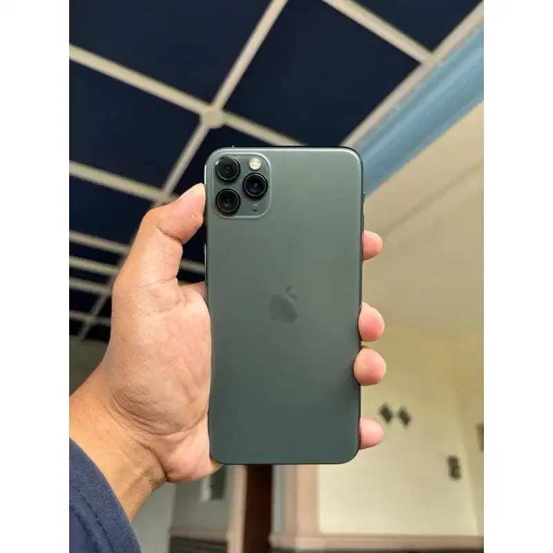 Apple iPhone 11 Pro Max 64GB SInyal Permanen second pemakaian