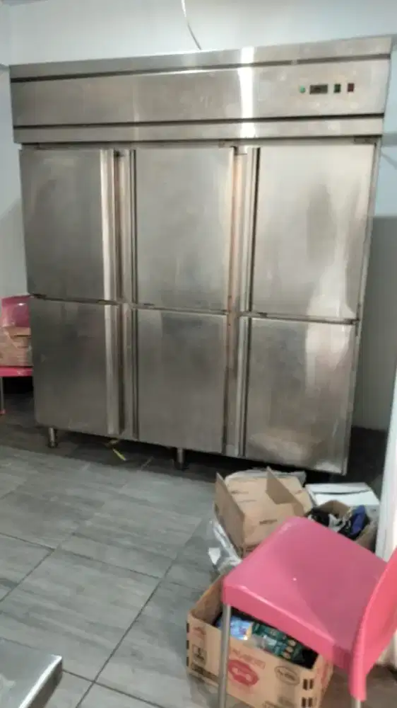 Kulkas freezer 6pintu 6 rak