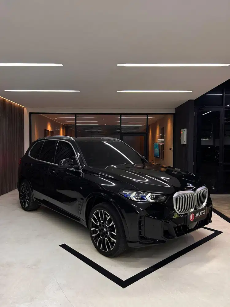 BMW X5 xDrive40i M-Sport G05 LCI AT 2025 Hitam Km6rb Nik 2024 B6LBA