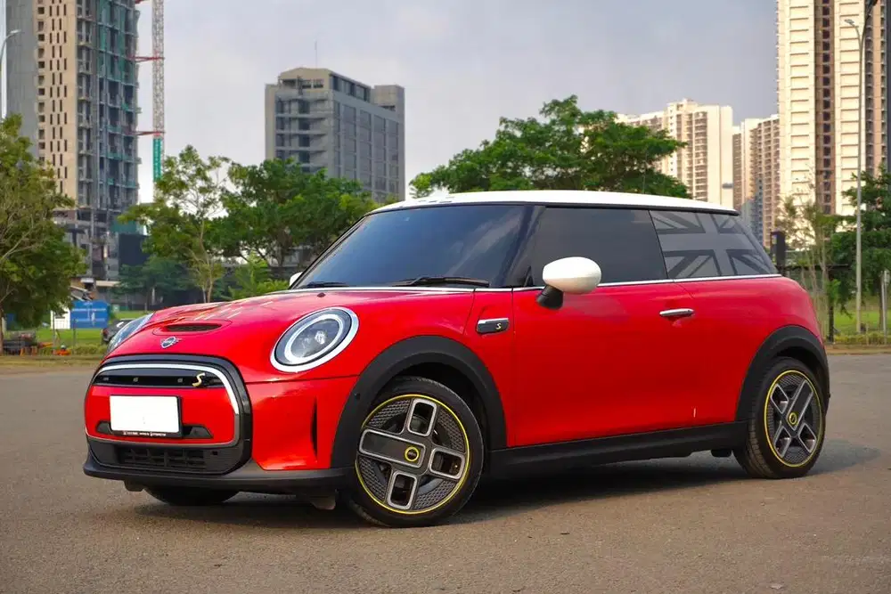 Mini Cooper SE EV (LVL3) 3 Doors ATPM 2023 / 2025 Merah Rare Promo