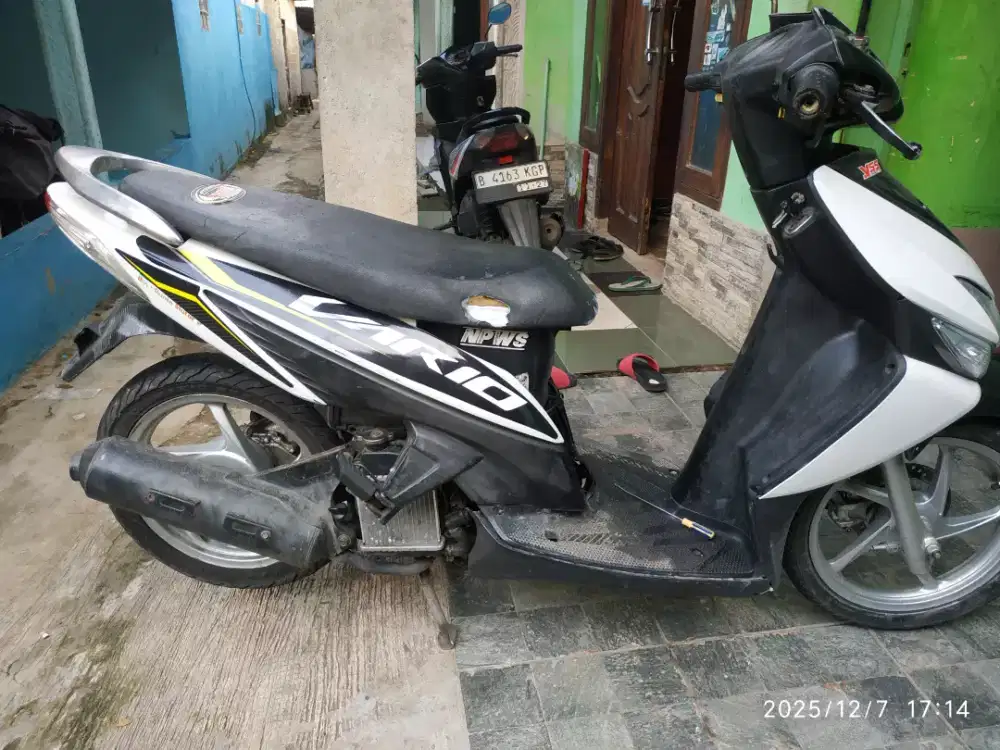 Vario 110 2013 karbu