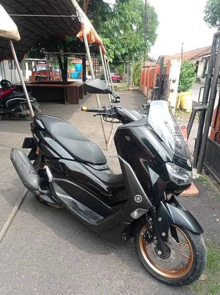 Yamaha N-Max 2022
