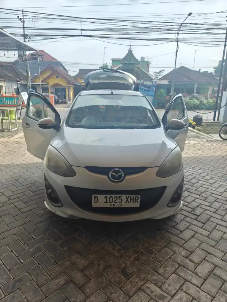 Mazda 2 Type R AT 2010 Silver pajak panjang