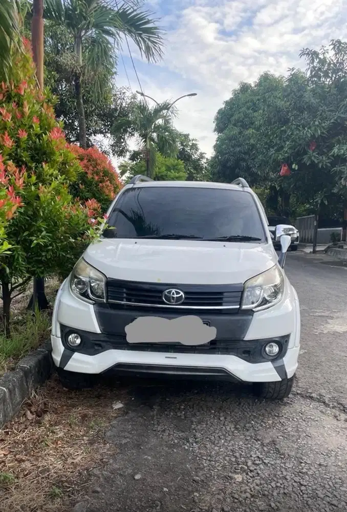 Toyota Rush 2016 Bensin