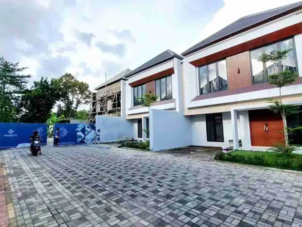DIJUAL RUMAH MEWAH HUNIAN EXCLUSIVE 15 UNIT MANUKAN CONDONGCATUR