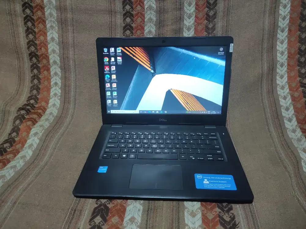 A1089 Laptop Dell Latitude 3490 Ram 8gb SSD 128gb core i3 gen8 Diobral
