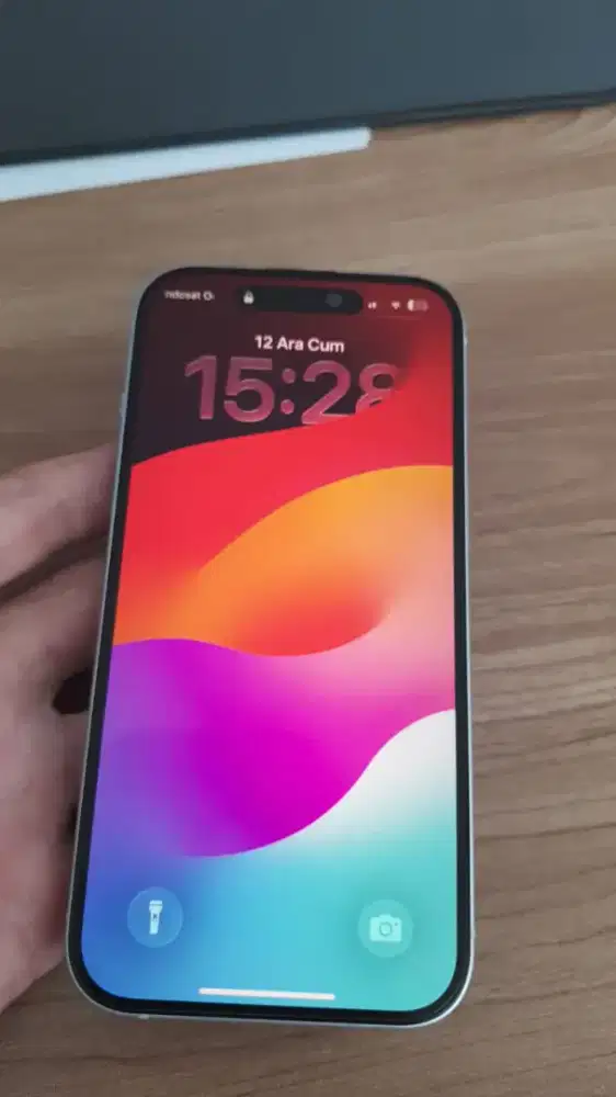 Di cari hp minus rusak dan sejenisnya siap di beli