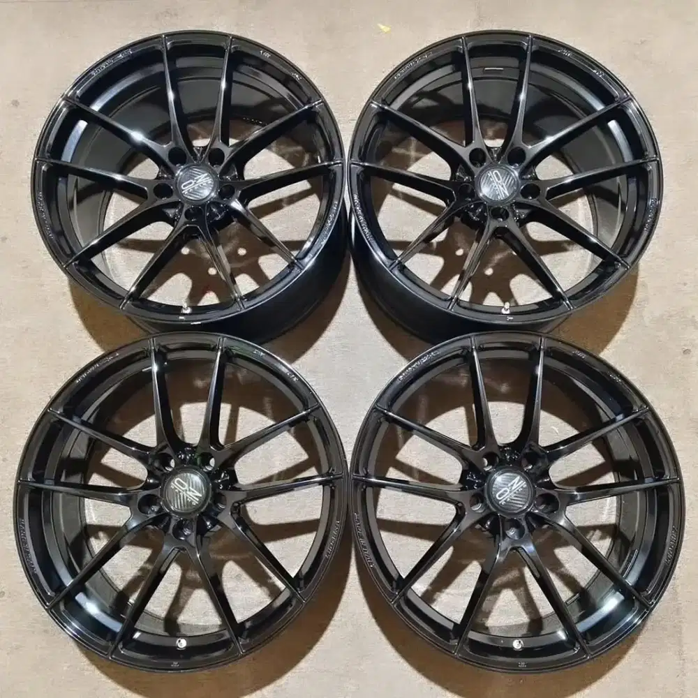 Velg original oz leggera HLT R20x8.5/10 pcd 5x120 BMW/BYD seal dll