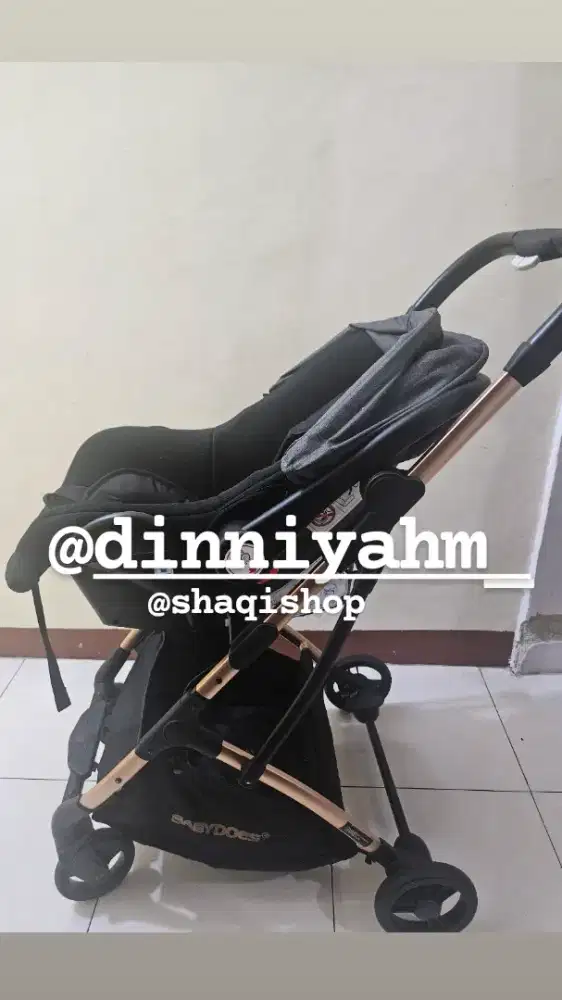 Stoller bayi untuk pergi