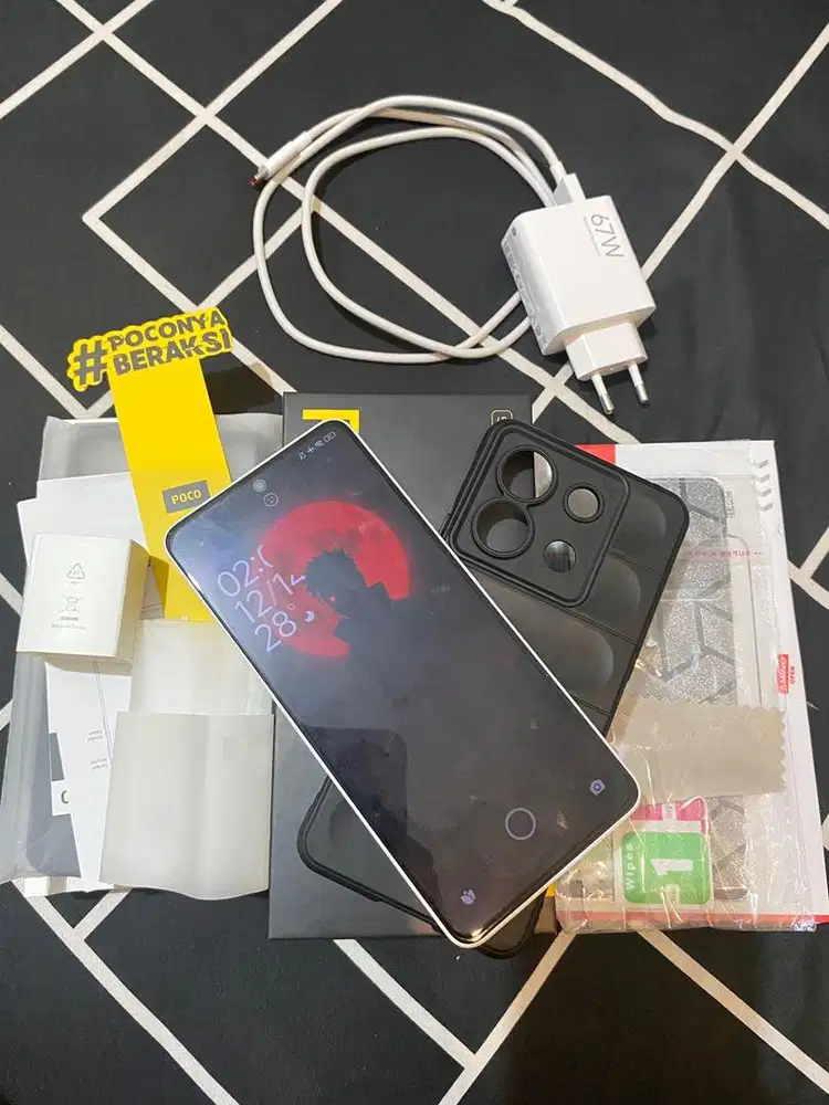 Poco X6 5G White 12/256 gb mulus fulset like new baru pake 3 bulan!