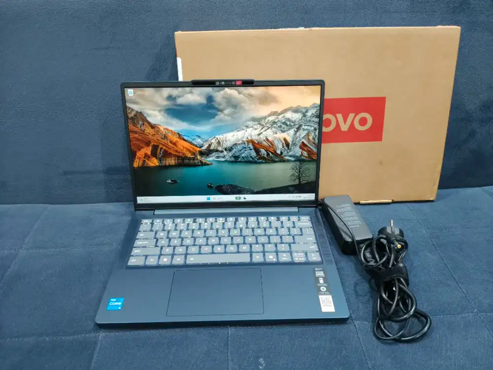 Lenovo Slim 3 Core i5 -13420H RAM 8GB SSD 512GB Fullset No Minus