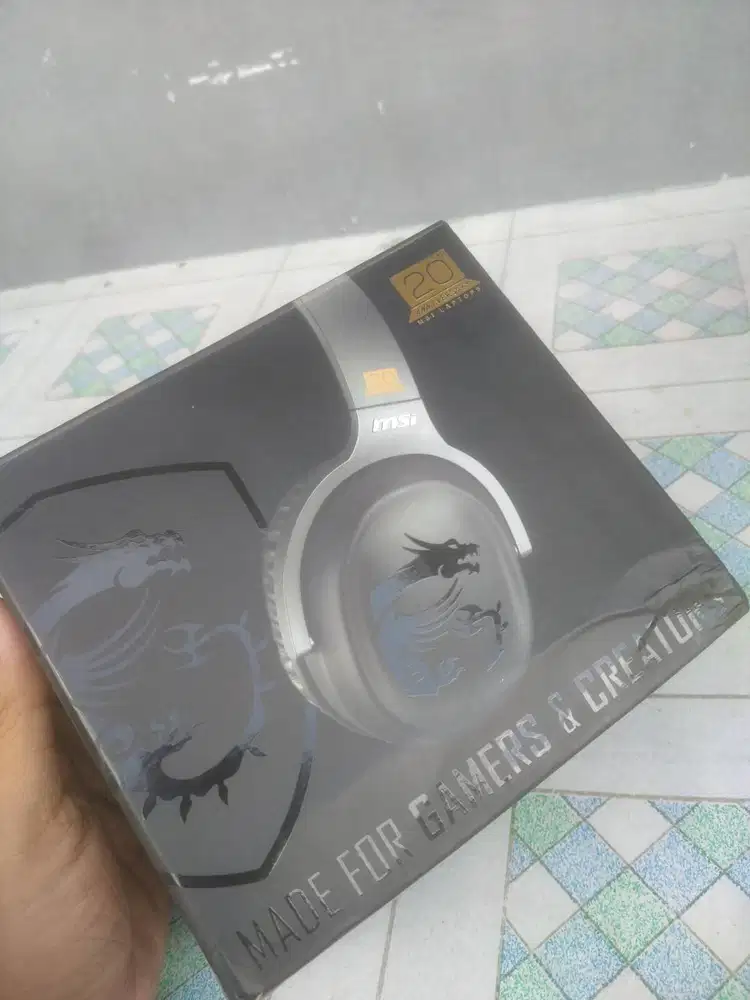 Kondisi baru,cuma buka box aja