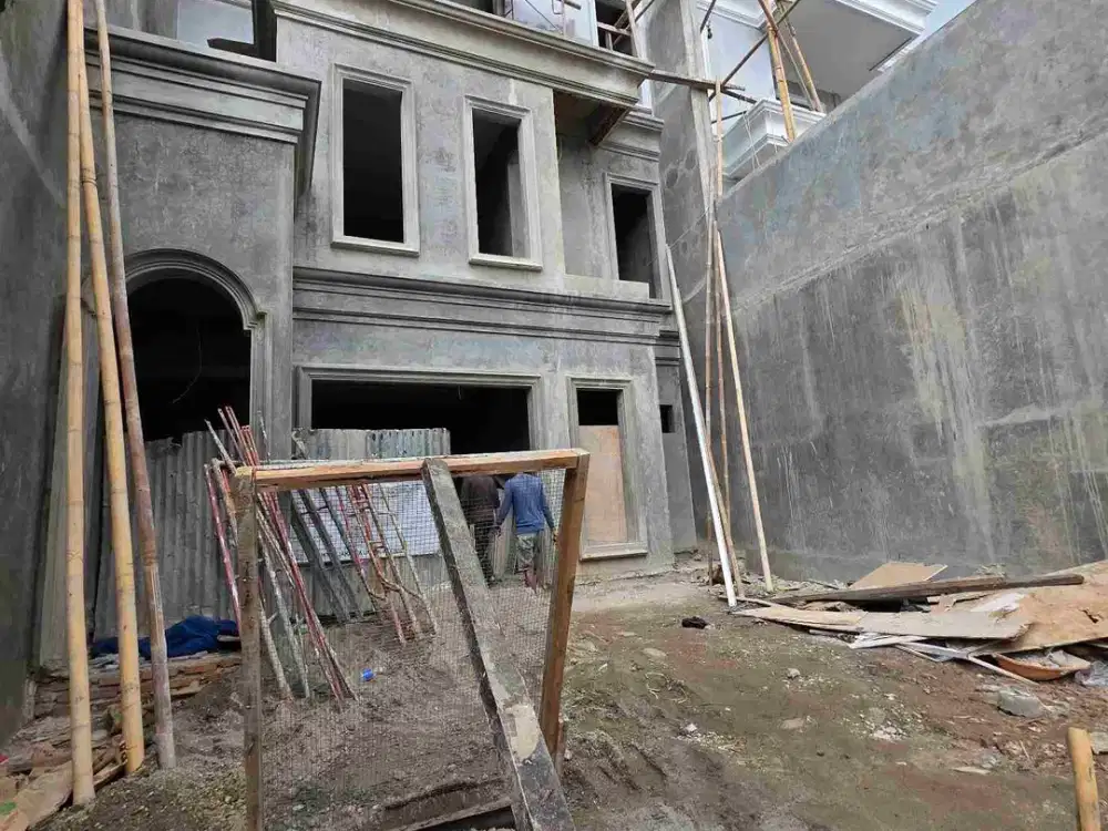 jual rumah Akses jalan lebar dekat SMAN 26 SMPN 115 tebet Jakarta Selatan