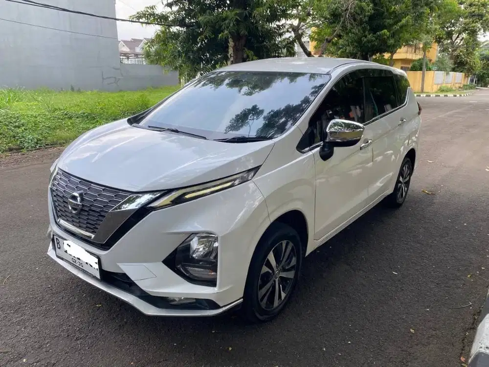 New Livina VL 2019 pemakaian 2020 KM82rb Mulus Original tangan pertama
