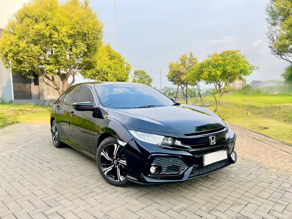 HONDA CIVIC HATCHBACK TURBO 2018