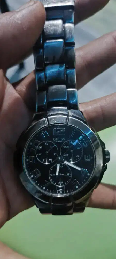 Jam tangan guess