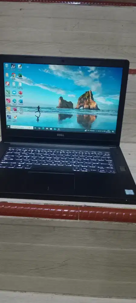 Laptop dell slim mulus garansi core i5 ram 8gb ssd 512gb cod jabar oke
