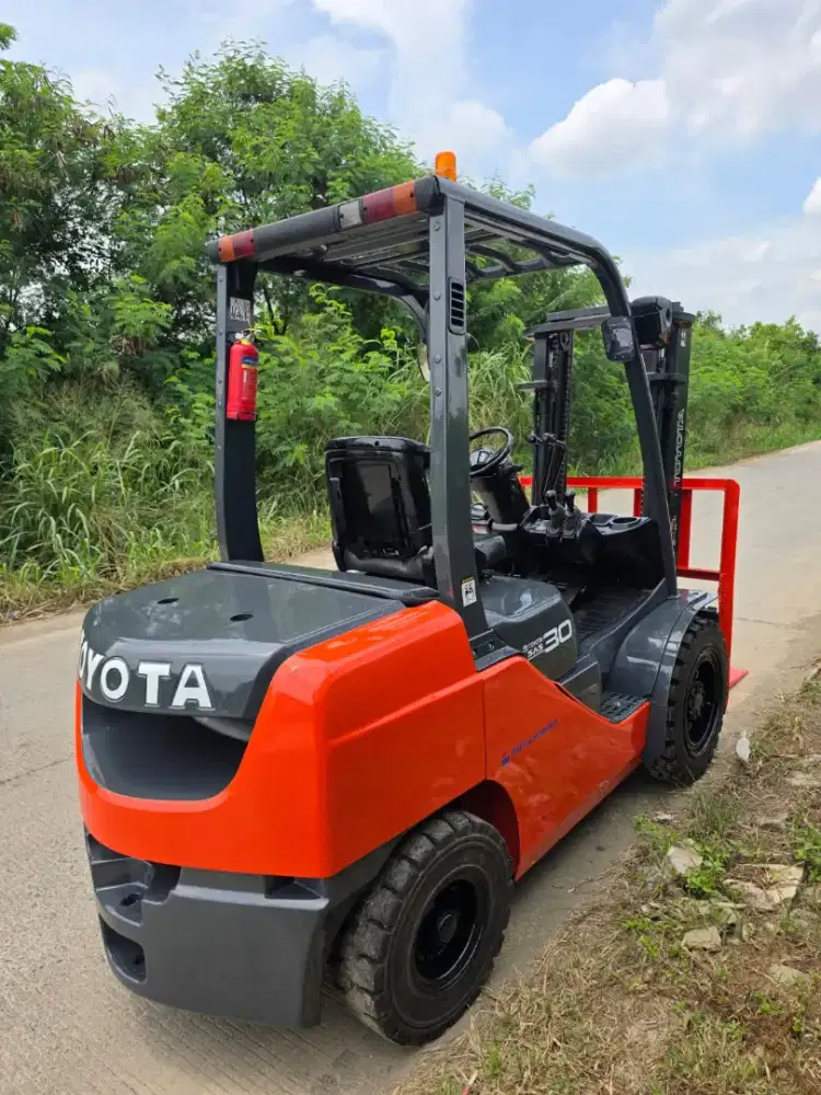 Forklift Toyota 3 Ton,Tiang 3 Meter,Manual,1DZ-II,8FD30,Tahun 2019