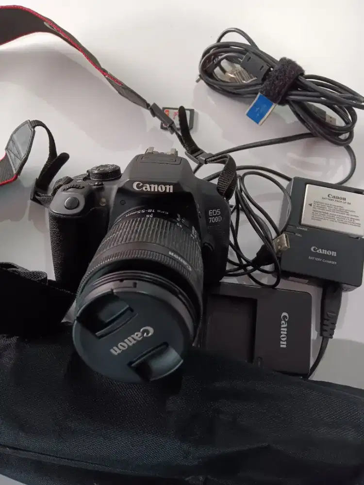 Camera Canon EOS 700D