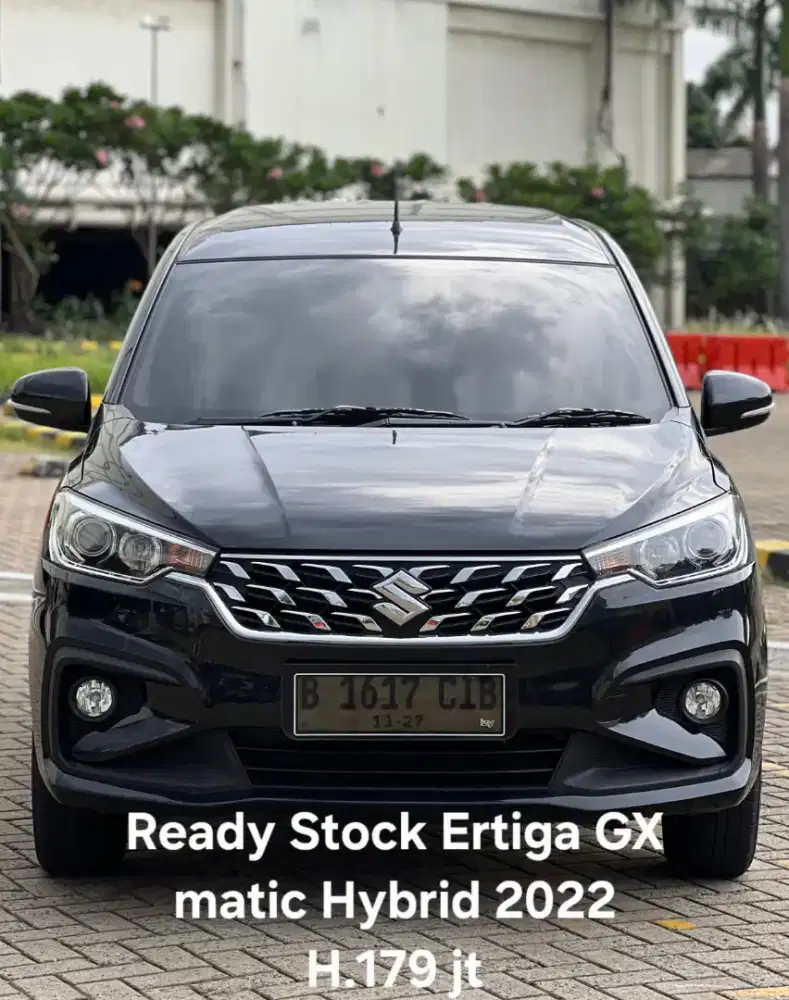 Suzuki Ertiga GX Hybrid AT 2022 Hitam