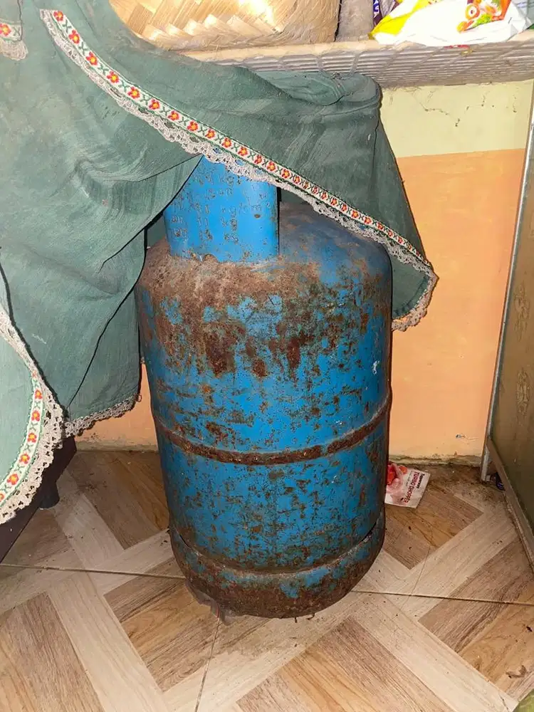 GAS TABUNG LPG 12kg WARNA BIRU