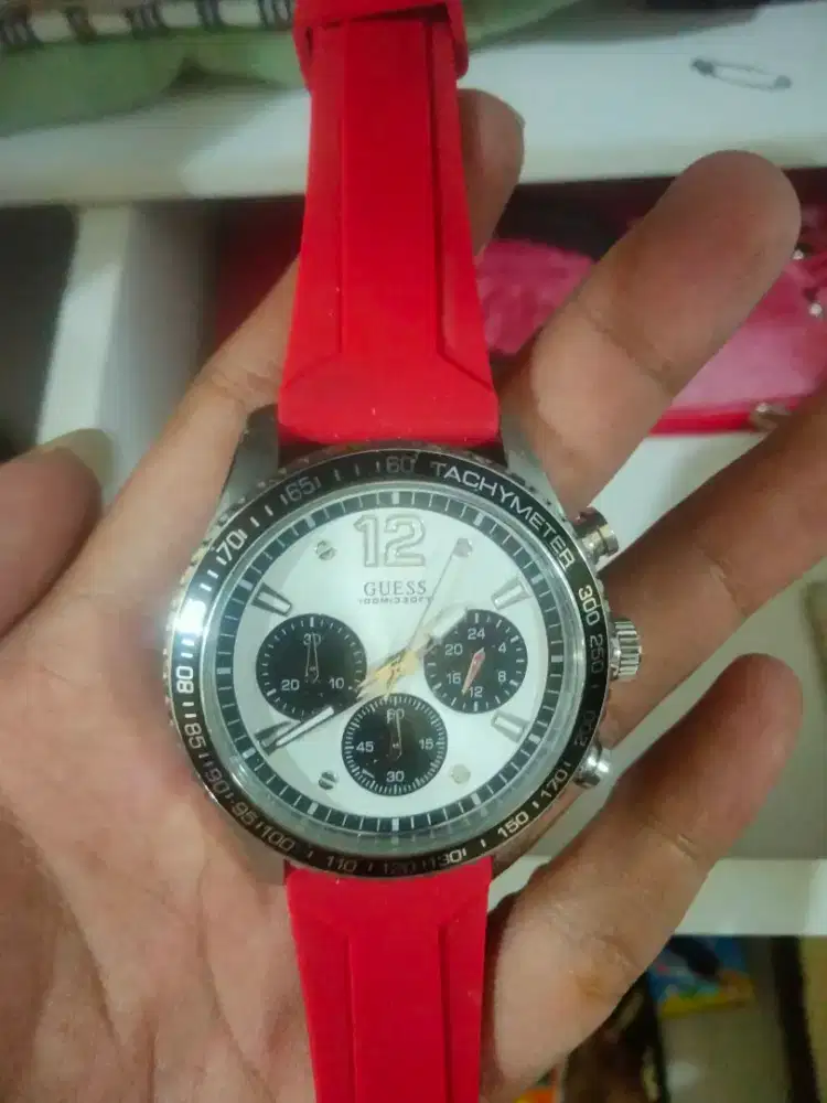 Jam tangan guess